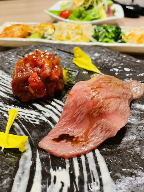 用戶對於近江うし 焼肉 にくTATSU 青山本店的評論高清圖