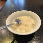 用戶對於唐人飯店的評論圖