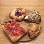 用戶對於Dough的評論圖
