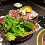 用户对于焼肉菜包・朴然 昭和店的评论图