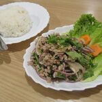 用户对于タイ料理居酒屋 バンコクザップ的评论图