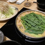 用戶對於博多もつ鍋 やま中 銀座店的評論圖