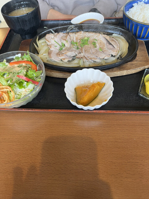用户对于まる家食堂的评论高清图
