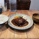 用戶對於山本のハンバーグ 新橋食堂的評論圖