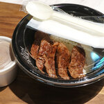 用戶對於肉山食堂的評論圖