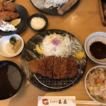 用户对于とんかつ玉藤 伏古店的评论图