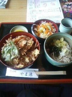 用户对于やま源的评论图