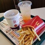 用户对于マクドナルド イオンモール札幌平岡店的评论图