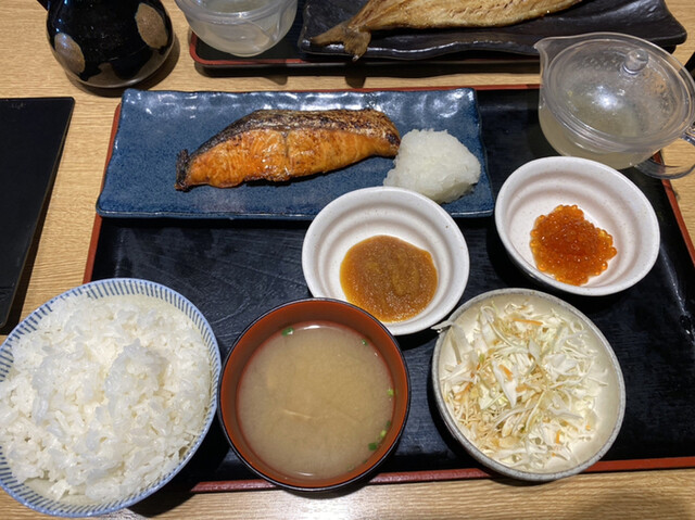 用戶對於一夜干しと海鮮丼 できたて屋 ステラプレイス店的評論高清圖