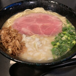 用户对于麺ジャラスK的评论图