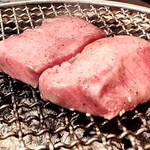 用户对于月島焼肉 牛タン処 兎月的评论图