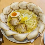 User's review image for 泡系しおとんこつラーメン べらしお 総本店