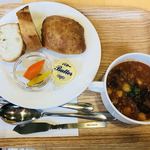 用户对于絵本カフェ ちひろ美術館・東京的评论图