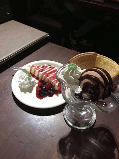用户对于テーブルオーダーバイキング 焼肉 王道 堺泉北店的评论高清图