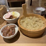 用户对于かね田的评论图