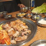 User's review image for ナンマンゴギ