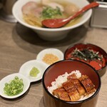用户对于自家製麺 竜葵 マルイ北千住店的评论图