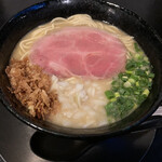 用户对于麺ジャラスK的评论图