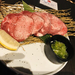 用户对于焼肉 ダイニング 萬次郎的评论图