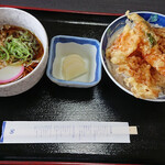 用户对于やま六鮨的评论图