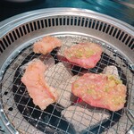 用户对于肉問屋直送 肉一 上中里店的评论图