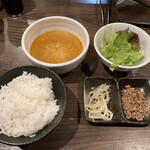 用戶對於黒毛和牛焼肉 白か黒的評論圖