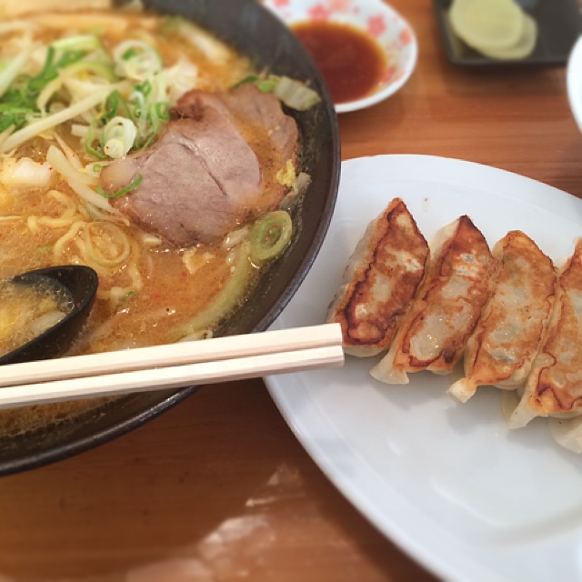 用户对于ラーメンさんぱち 滝川店的评论图