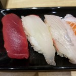 用户对于小松水産 イオン札幌桑園店的评论图