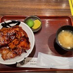 用戶對於ドライブインいとう豚丼名人 新千歳空港店的評論圖