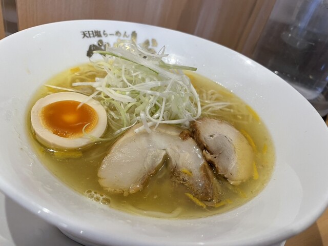 User's recommendation image for 泡系しおとんこつラーメン べらしお 総本店