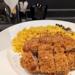 User's review image for 旨さと辛さがここちよい黒カレー 萬栄カレー