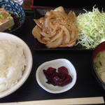 用戶對於天山食堂的評論圖