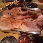 用户对于大阪焼肉・ホルモン ふたご 浅草橋店的评论图