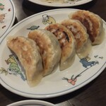 用戶對於皇庭餃子房的評論圖