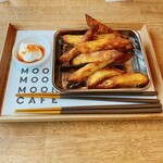 用戶對於MOON MOON MOON CAFE的評論圖