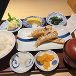 用戶對於焼魚定食と釜戸ごはん 梅田食堂的評論圖