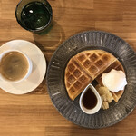 用户对于モニュセドカフェ的评论图