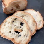 用戶對於Dough的評論圖