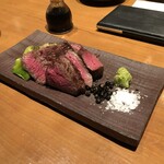 用戶對於神楽坂 囲炉裏 肉よろず的評論圖