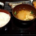 用戶對於炭火焼干物定食 しんぱち食堂 エミオ田無店的評論圖