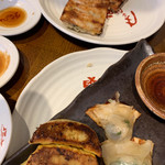 用戶對於浪花ひとくち餃子 チャオチャオ なんば湊町店的評論圖