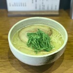 用戶對於臥龍的評論圖