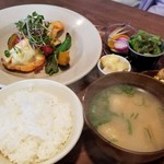 用户对于パン ドゥ ジュジュ的评论图
