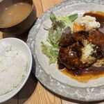 用戶對於山本のハンバーグ 新橋食堂的評論圖