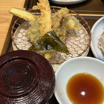 用戶對於天然大海老天丼 自家製おうどん 白狐的評論圖