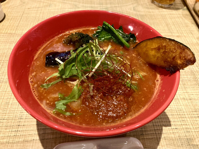 用户对于空と大地のトマト麺 Vegie的评论高清图