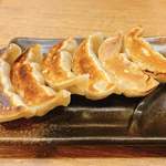 用户对于肉汁餃子のダンダダン 代々木店的评论图