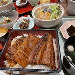 用户对于炭火手焼き鰻 堀忠 堺東店的评论图