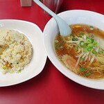 用户对于中華料理 東的评论图