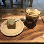 用戶對於ROZI coffee的評論圖